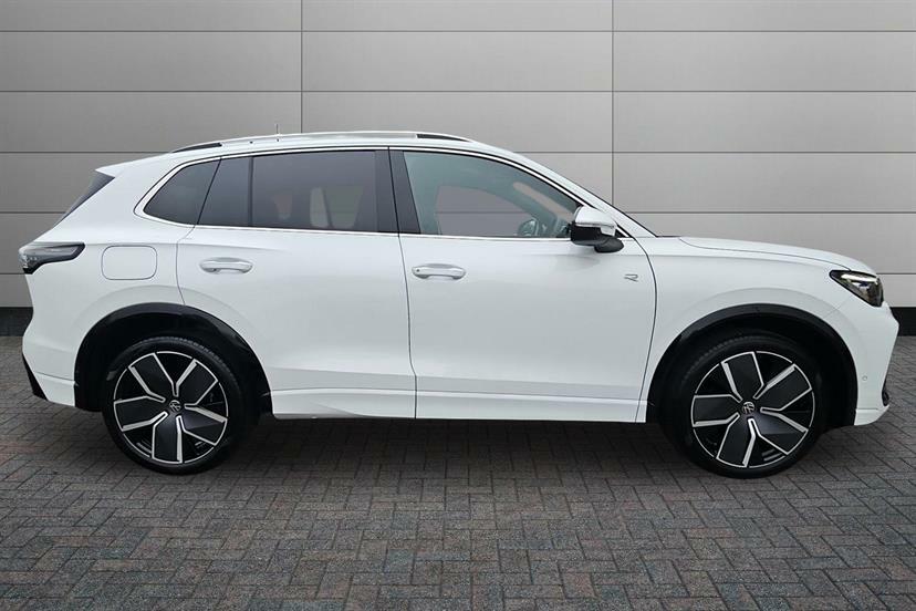 Volkswagen Tiguan 1.5 Etsi 150 R-line Dsg DC75XCZ White #4