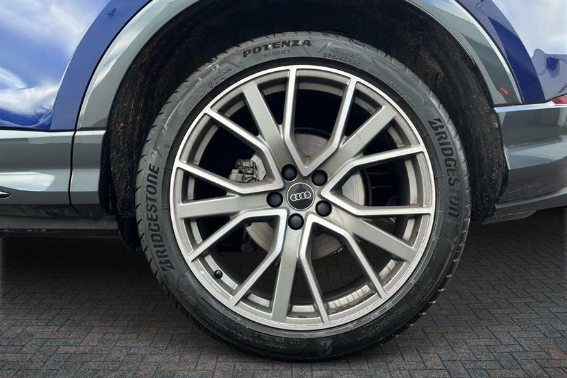 Audi Q3 35 Tfsi Black Edition S Tronic 20 Alloy LS75YDV Blue #5