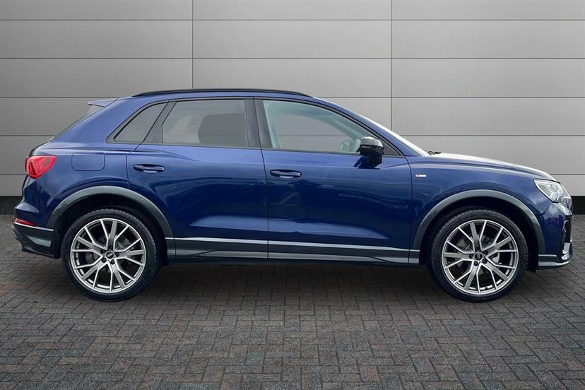 Audi Q3 35 Tfsi Black Edition S Tronic 20 Alloy LS75YDV Blue #4