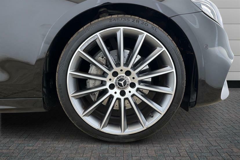 Mercedes-Benz E Class E220d Amg Line Premium 9G-tronic KP19UPC Black #4