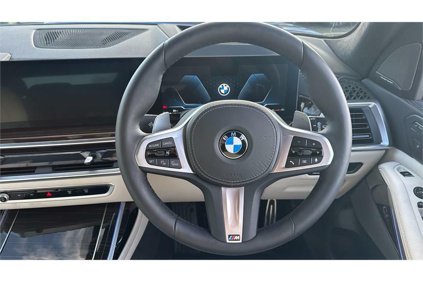 BMW X7 Xdrive40d Mht M Sport Step GV75OFX Black #5