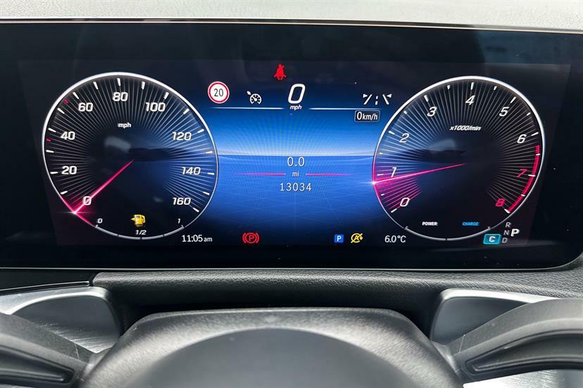 Mercedes-Benz GLB Class 200 Amg Line Premium 7G-tronic KS74FBK Blue #6