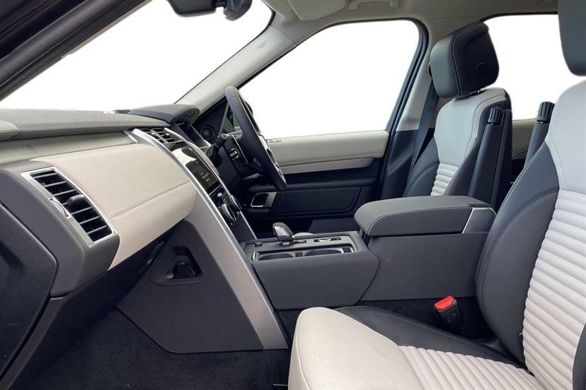 Land Rover Discovery 3.0 D350 Gemini DK75PVN Black #3