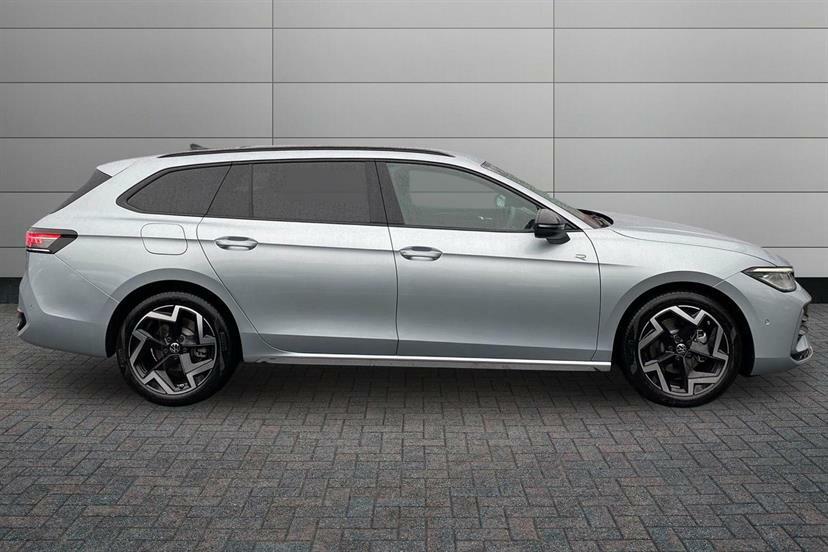 Volkswagen Passat 1.5 Etsi R-line Dsg WN75VVE Silver #4