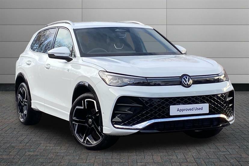 Volkswagen Tiguan 1.5 Etsi 150 R-line Dsg White