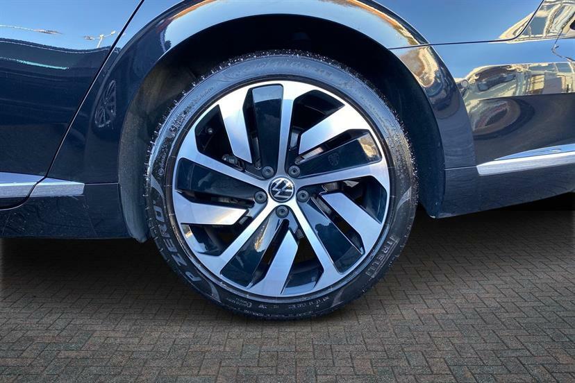 Volkswagen Arteon 2.0 Tsi R-line Dsg Black #5