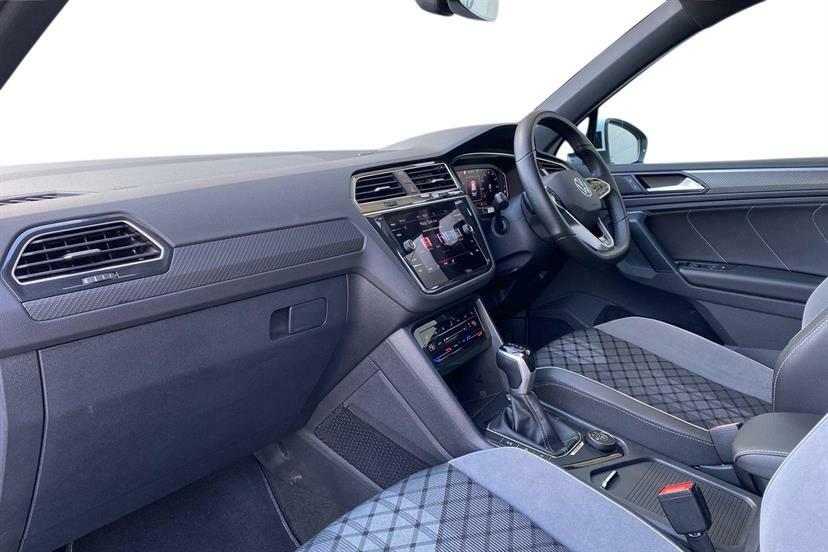 Volkswagen Tiguan 2.0 Tsi 4Motion R-line Dsg SB72ERV White #2