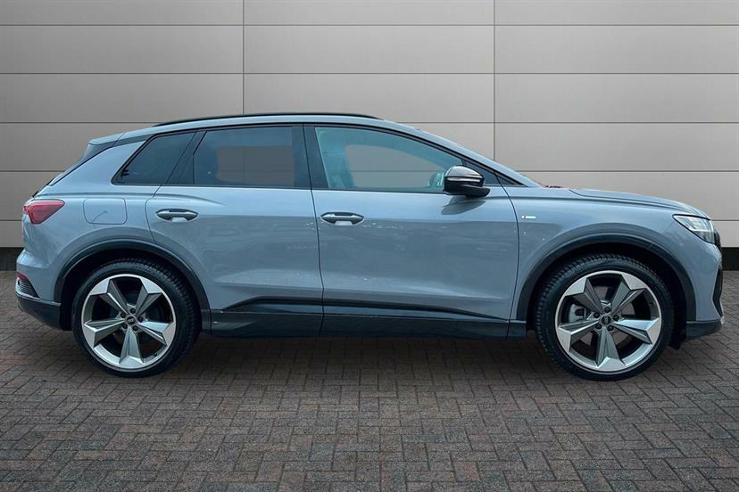 Audi Q4 E Tron 150Kw 40 63Kwh Black Edition Tech Pack MM75VKA Grey #4