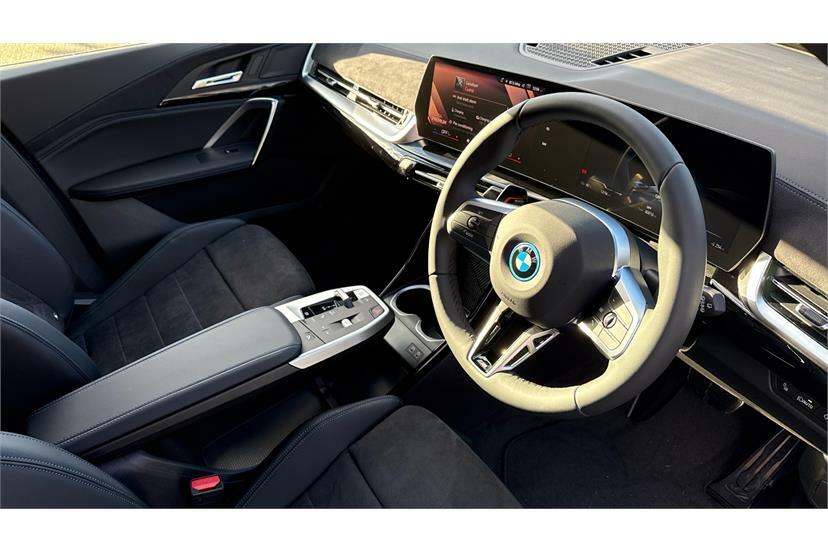 BMW iX1 150Kw Edrive20 Shadow Edition 65Kwh GV75YLZ Blue #6