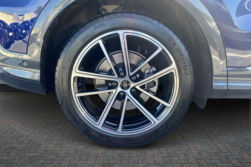 Audi Q5 2.0 Tdi Quattro Launch Edition S Tronic EO25YVC Blue #5