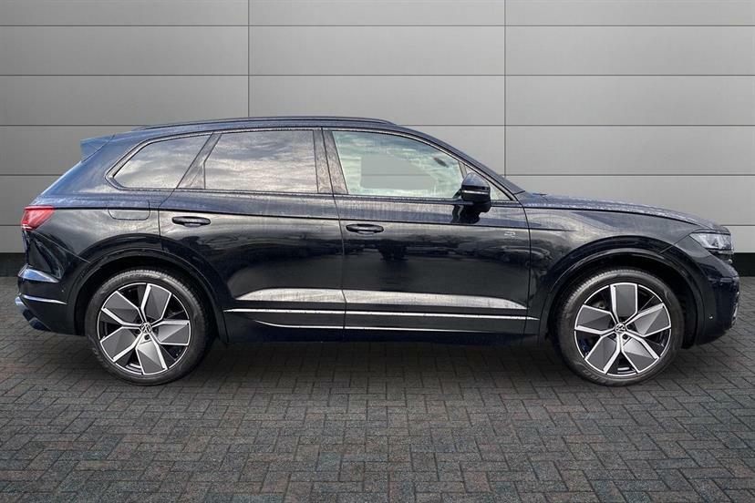 Volkswagen Touareg 3.0 V6 Tdi 4Motion 286 Black Edition Tip Black #4