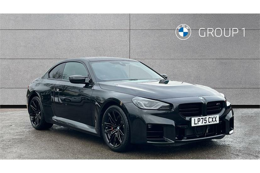 BMW M2 480 Step Black