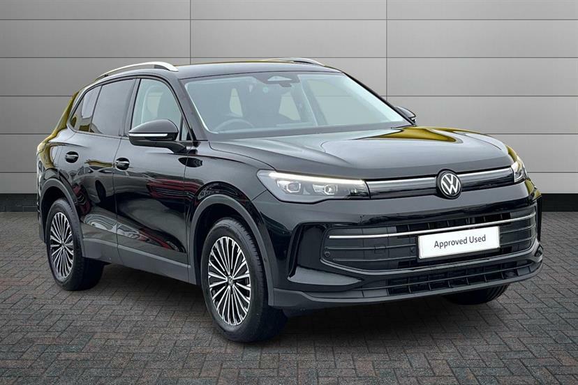 Volkswagen Tiguan 1.5 Etsi 150 Match Dsg Black