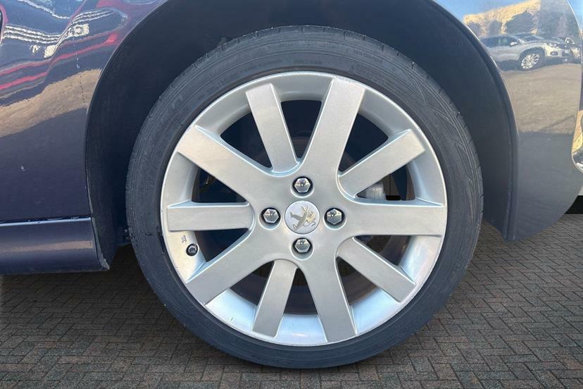 Peugeot 207 1.6 Vti Active Black #5
