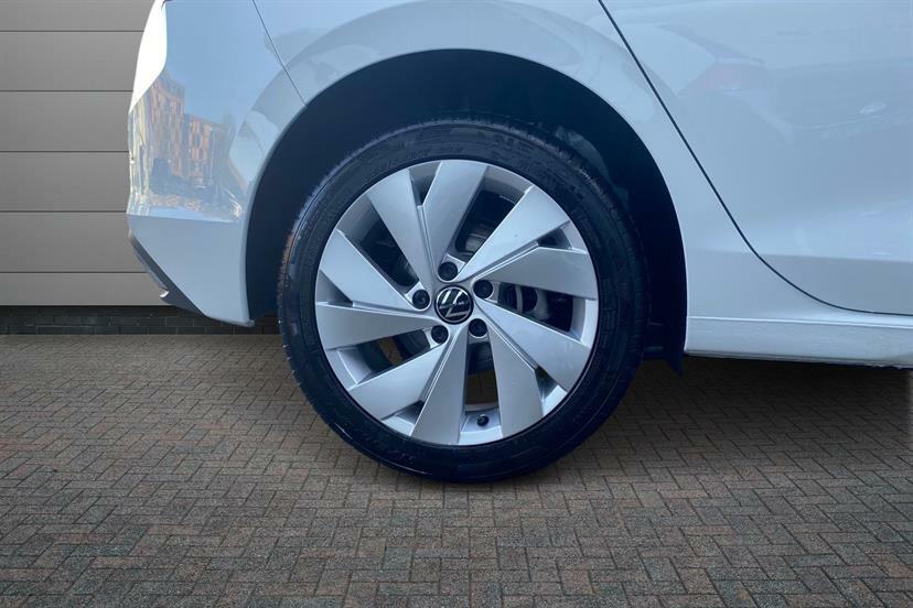 Volkswagen Golf 1.5 Tsi 204 Style Ehybrid Dsg White #5