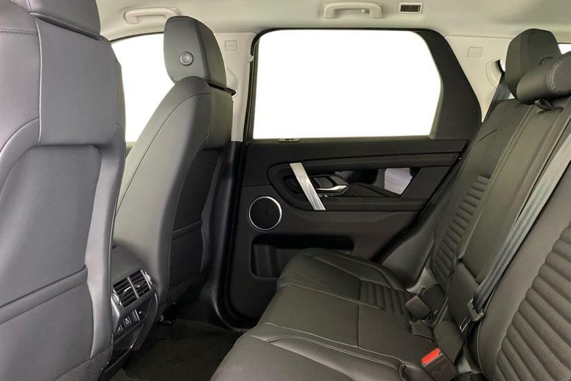 Land Rover Discovery Sport 2.0 D200 S 7 Seat EJ75KNK Black #4