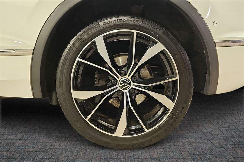 Volkswagen Tiguan 1.5 Tsi 150 R-line Dsg DG23KLX White #5