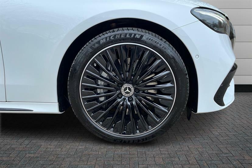 Mercedes-Benz E Class E300e Urban Edition 9G-tronic KT74CCN White #4
