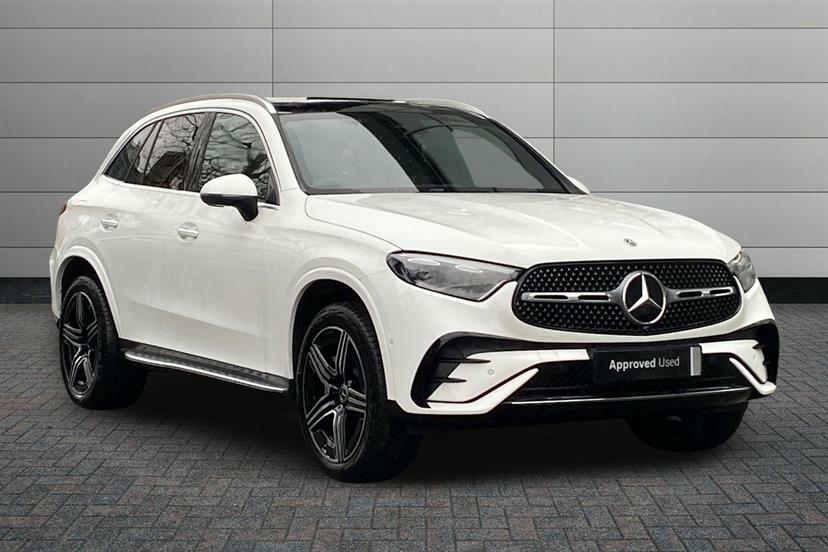 Mercedes-Benz GLC Class 300E 4Matic Amg Line Premium 9G-tronic White