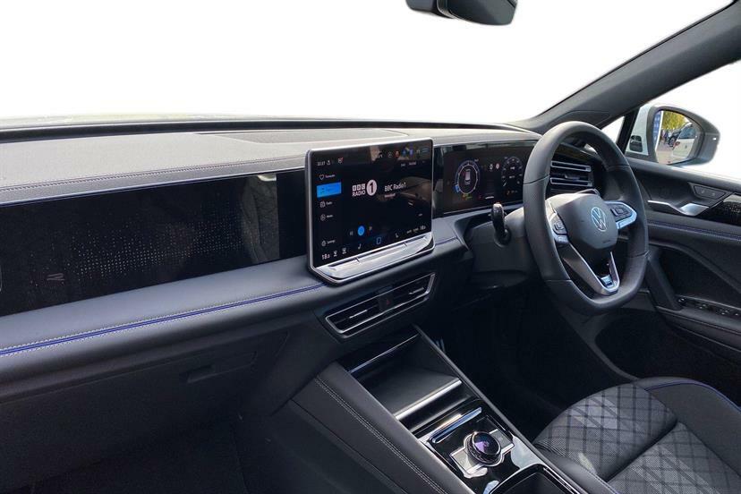 Volkswagen Tiguan 1.5 Etsi 150 R-line Dsg ML75EOV White #2