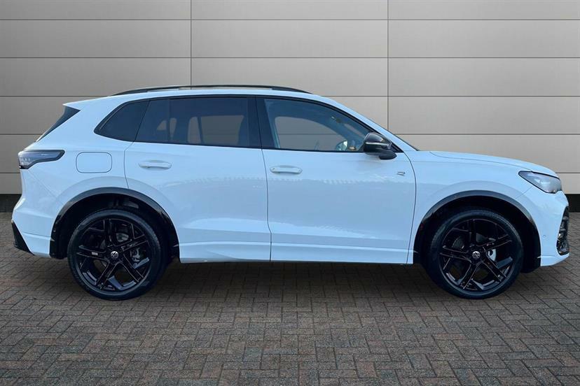 Volkswagen Tiguan 1.5 Etsi 150 R-line Dsg EF75NJO White #4