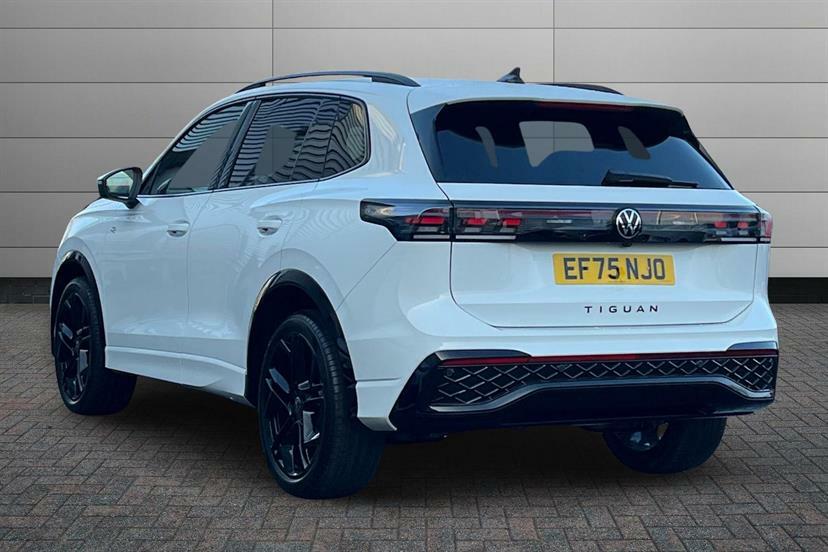 Volkswagen Tiguan 1.5 Etsi 150 R-line Dsg EF75NJO White #3