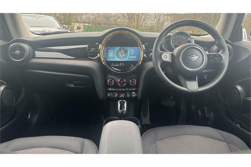 Mini Hatch 1.5 Cooper Classic EO72VYN Black #4