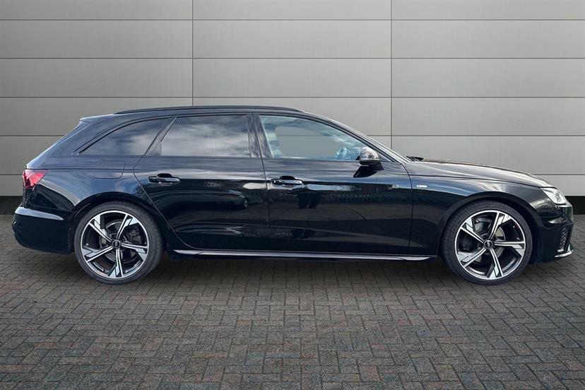 Audi A4 35 Tfsi Black Edition S Tronic KE23UCH Black #4