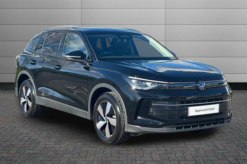 Volkswagen Tiguan 1.5 Etsi 150 Match Dsg Black