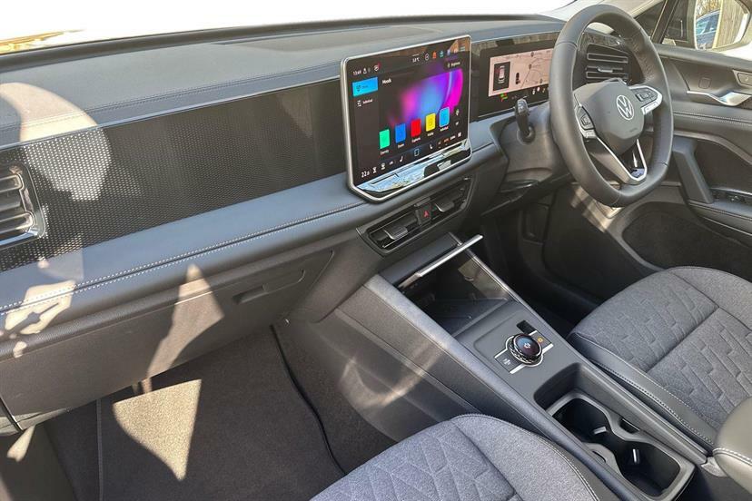 Volkswagen Tiguan 1.5 Etsi 150 Match Dsg GD75NYU Black #2