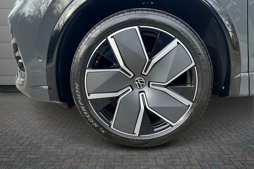 Volkswagen Tiguan 1.5 Etsi 150 R-line Dsg GF75LNW Grey #5