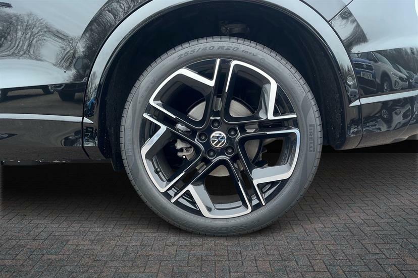 Volkswagen Tiguan 2.0 Tdi R-line Dsg GD75SNZ Black #5