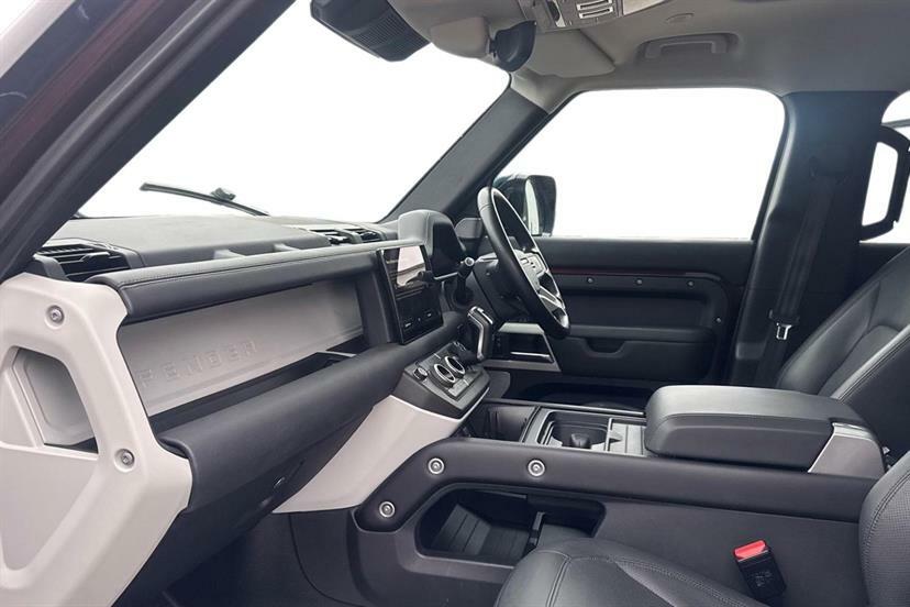Land Rover Defender 130 3.0 D300 Hse 130 Red #3
