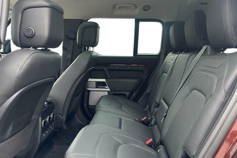 Land Rover Defender 130 3.0 D300 Hse 130 Red #4