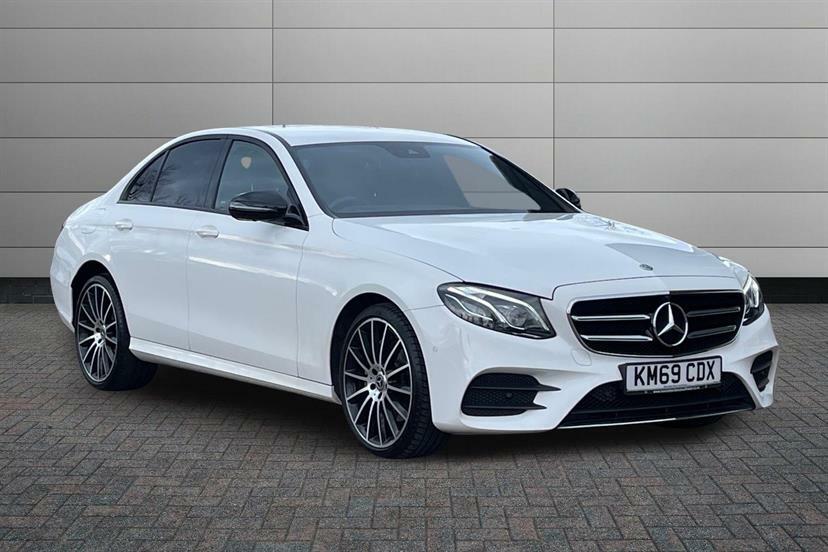 Mercedes-Benz E Class E220d 4Matic Amg Line Night Edition 9G-tronic White