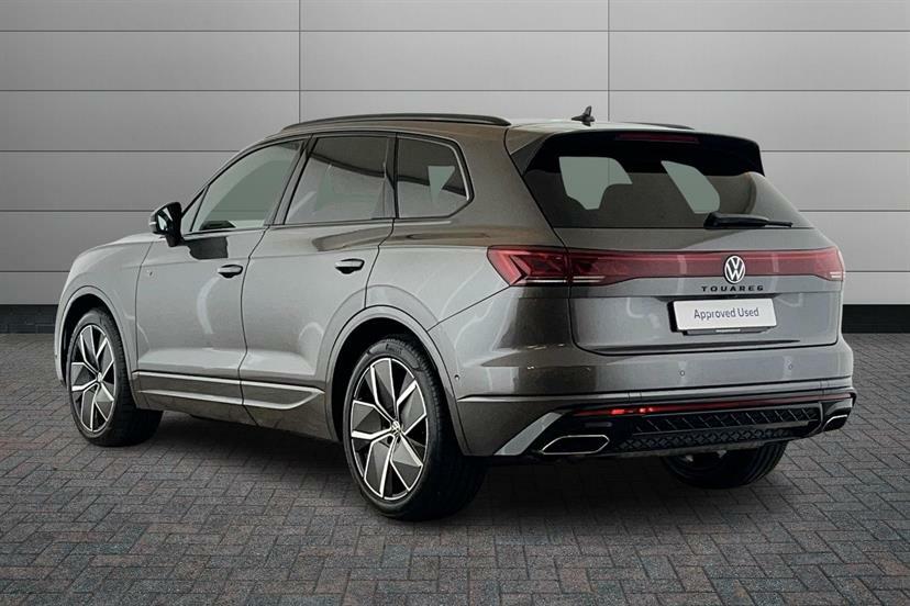 Volkswagen Touareg 3.0 V6 Tdi 4Motion 286 Black Edition Tip AO75EGV Grey #3