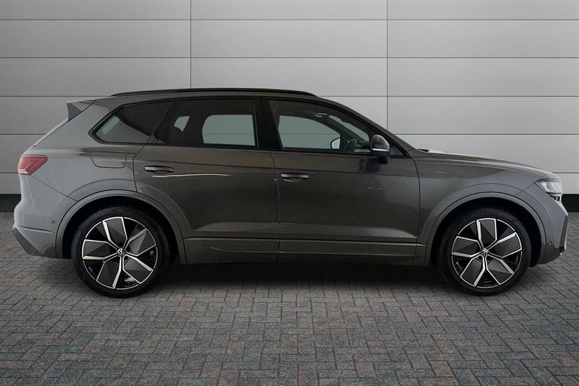 Volkswagen Touareg 3.0 V6 Tdi 4Motion 286 Black Edition Tip AO75EGV Grey #4