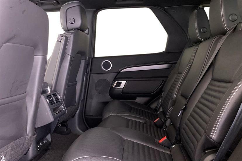 Land Rover Discovery 3.0 D350 Dynamic Se AO25SXT Black #4