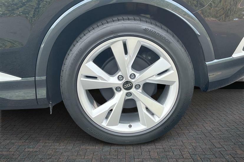 Audi Q4 E Tron 210Kw 45 82Kwh S Line Leather LS75HWJ Black #5