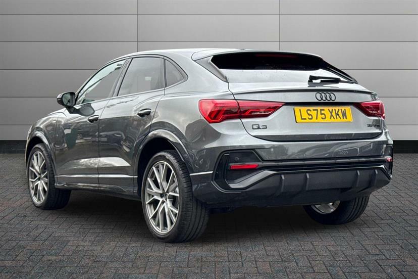Audi Q3 35 Tfsi Black Edition S Tronic 20 Alloy Grey #3