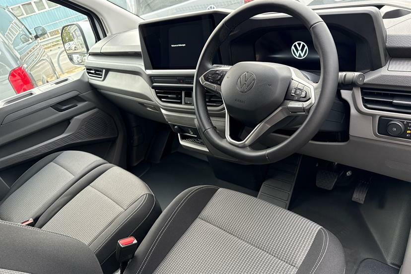 Volkswagen E-Transporter 100Kw 65Kwh Commerce Plus Van AF75NDC White #6