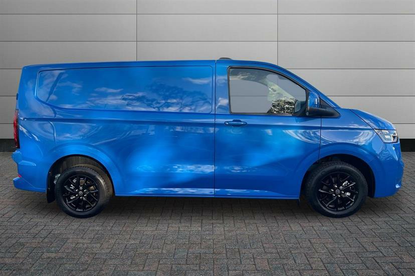 Volkswagen E-Transporter 160Kw 65Kwh Commerce Pro Van EK75ZKE Blue #4