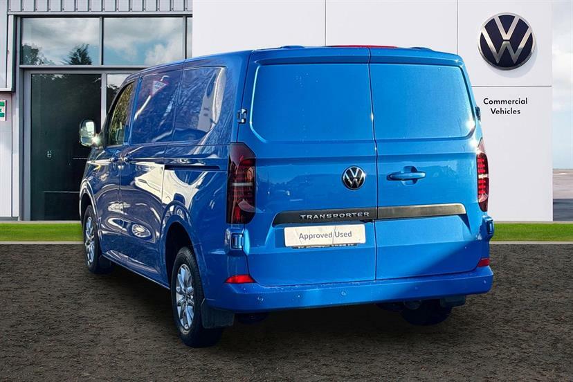 Volkswagen Transporter 2.0 Tdi 150 Commerce Pro Van PN75NCO Blue #3