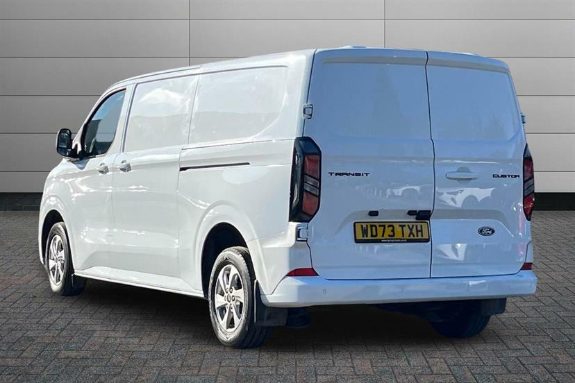 Ford Transit Custom 2.0 Ecoblue 136Ps H1 Van Limited WD73TXH White #3