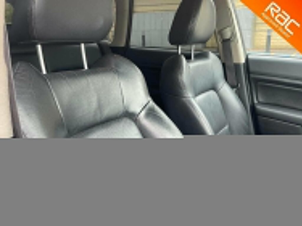 Subaru Legacy 2.5 Se Sport Tourer Black Leather White #2