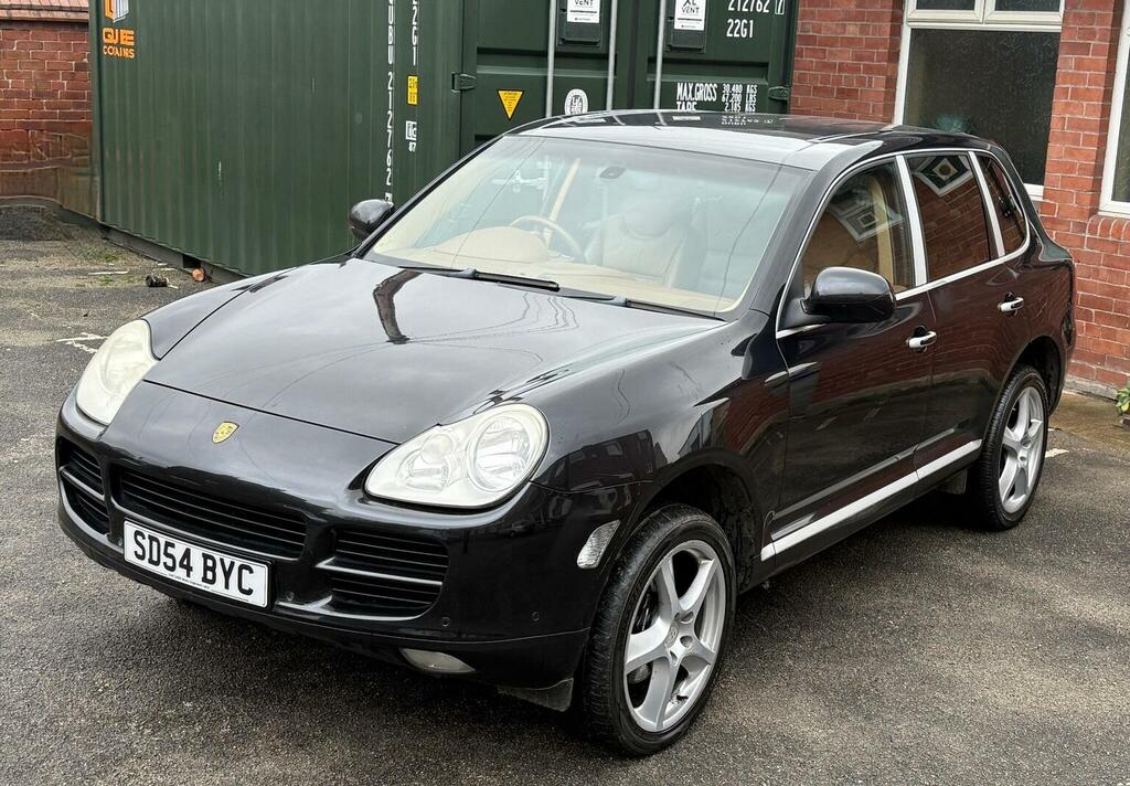 Porsche Cayenne 3.2 V6 Tiptronic S Awd Black #5