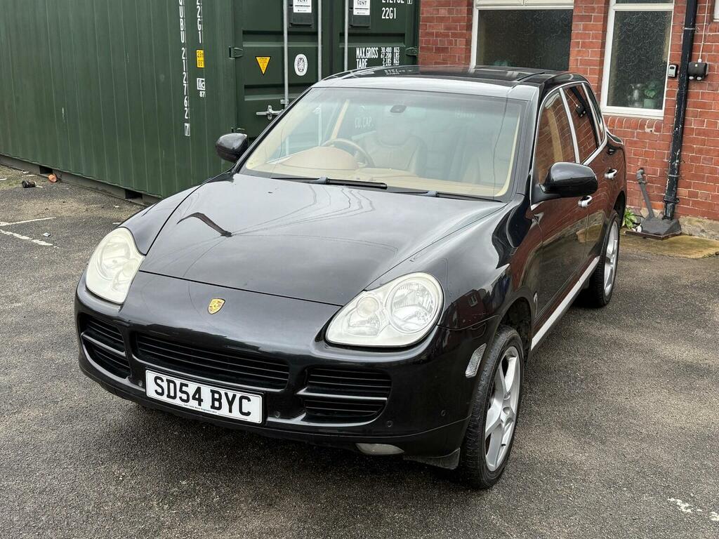 Porsche Cayenne 3.2 V6 Tiptronic S Awd Black #6