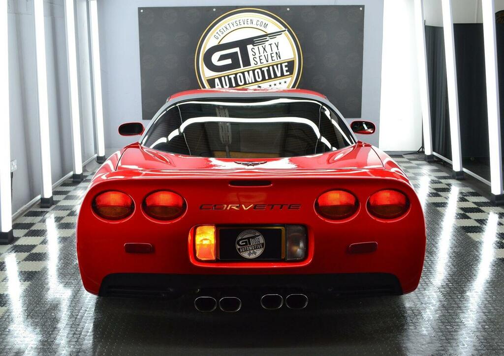 Chevrolet Corvette Chevrolet Gmc Corvette White #14
