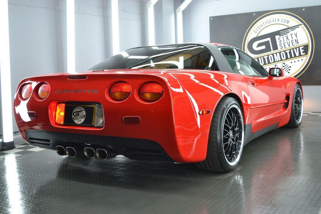 Chevrolet Corvette Chevrolet Gmc Corvette White #11