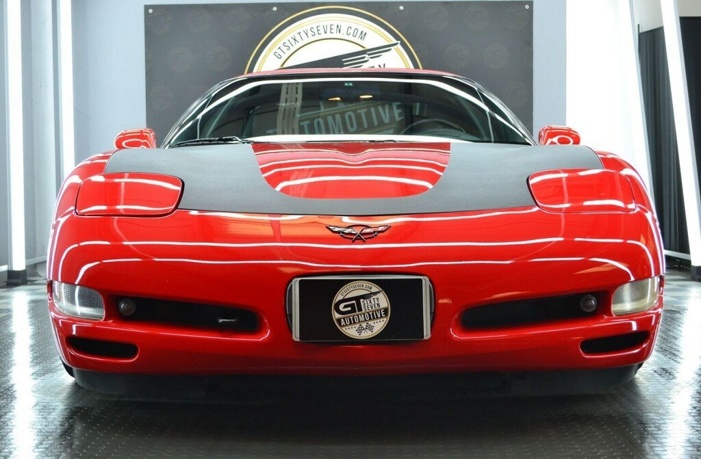Chevrolet Corvette Chevrolet Gmc Corvette White #68